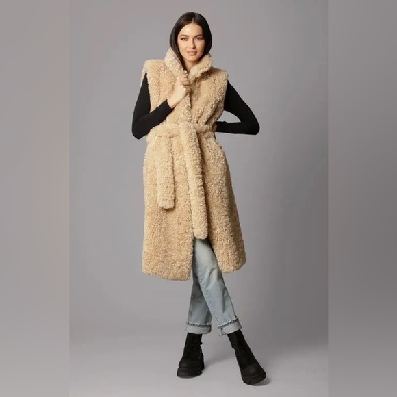 Avec Les Filles Jackets & Blazers - Avec Les Filles Teddy Vest